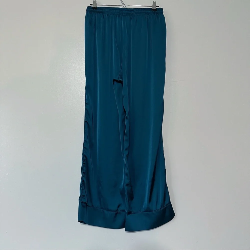 Apparis Reece Satin Pajama Pant Set‎ Size Medium